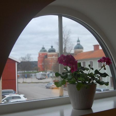 Roeda Magasinet Otel Mariefred Oda fotoğraf